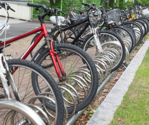 Vélos stationnés 